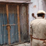 राम मंदिर देणगी चोरी- 8 आरोपींच्या घरी छापेमारी:एकाच वेळी छापा टाकला; टिन्नूच्या घराला कुलूप, पोलिसांकडून शेजाऱ्यांची चौकशी