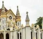 वार्षिक 14 लाख रुपये कमावणाऱ्या पत्नीला पोटगी नाही:हायकोर्ट म्हणाले – पत्नीची मागणी पतीचे ‘एक पाउंड मांस’ वसूल करण्यासारखी