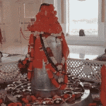 हरिद्वारमध्ये विराजमान झाले 5210 किलोचे पारदेश्वर महादेव:आयोजक म्हणाले- जगातील सर्वात मोठे पारद शिवलिंग; प्राणप्रतिष्ठेसाठी जनसागर उसळला