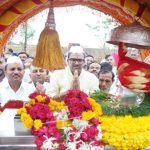 विदर्भ-मराठवाड्याच्या सीमेवर विठूनामाचा गजर:संत गजानन महाराजांच्या दिंडीचे वाढोण्यात जंगी स्वागत